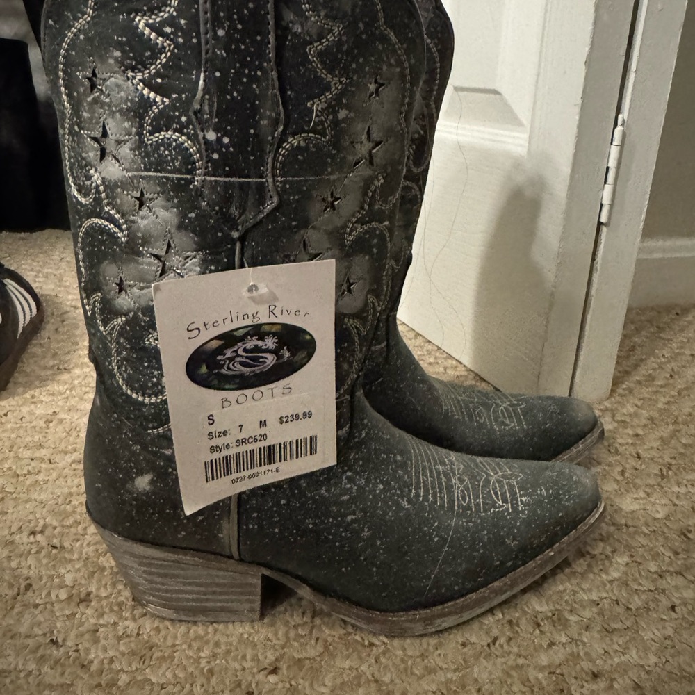 Sterling River Women's Black Western Boots